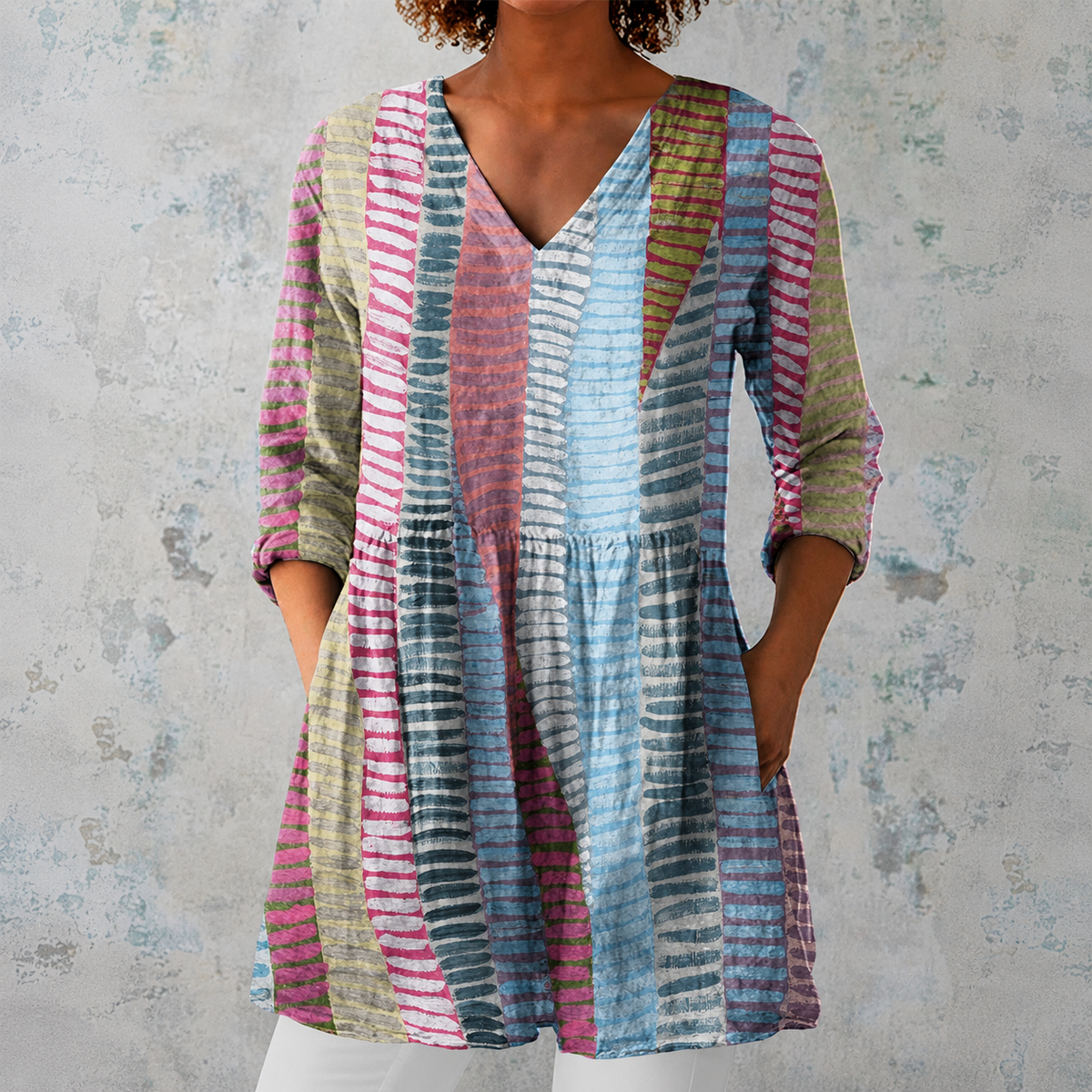 Anais | Long Blouse with V-Neck