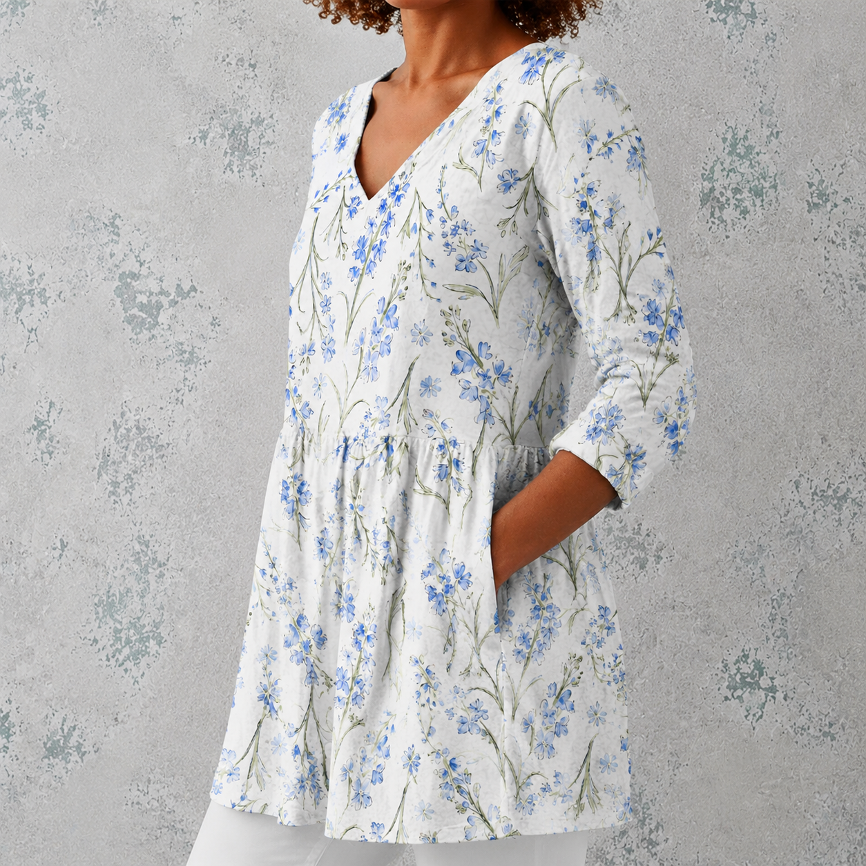 Jeanne | Long Blouse with V-Neck