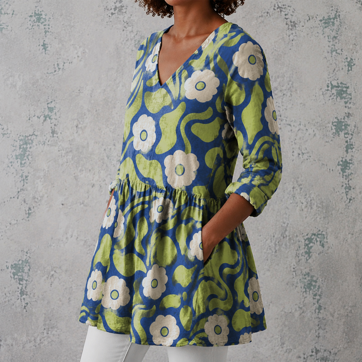 Elodie | Long Blouse with V-Neck
